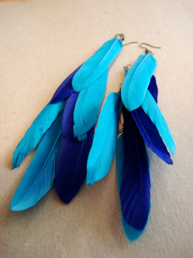 krāsaini spalvu auskari(zils+tumši zils_cena 5ls